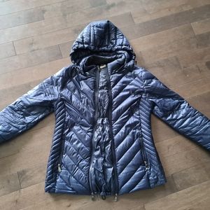 Thyme maternity light down puffer